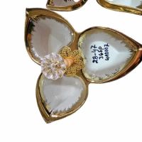 Луксозна порцеланова купа в бяло и златисто, с три гнезда за ядки. ✨ Опулентна порцеланова купа в бя, снимка 1 - Други - 45505856