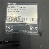 Лаптоп Toshiba SATELLiTE C855-1UK цял за части, снимка 8 - Части за лаптопи - 44960647