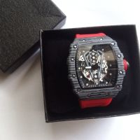 Луксозен мъжки часовник , снимка 1 - Луксозни - 45899157
