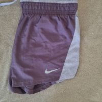 Къси дамски шорти Nike, снимка 3 - Клинове - 45294366