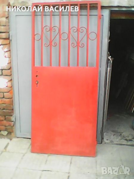 Дворна  *  Метална    врата   / Продава    се   /    без   каса    ., снимка 1