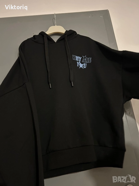 Дамско черно худи, снимка 1