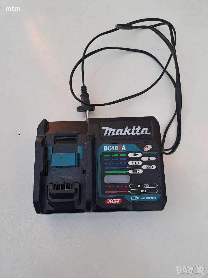 зарядно макита , снимка 1