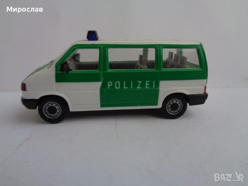  HERPA 1:87 H0 VW TRANSPORTER ПОЛИЦИЯ КОЛИЧКА ИГРАЧКА МОДЕЛ, снимка 1