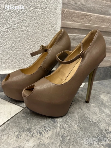 Обувки/сандали на висок ток , снимка 1