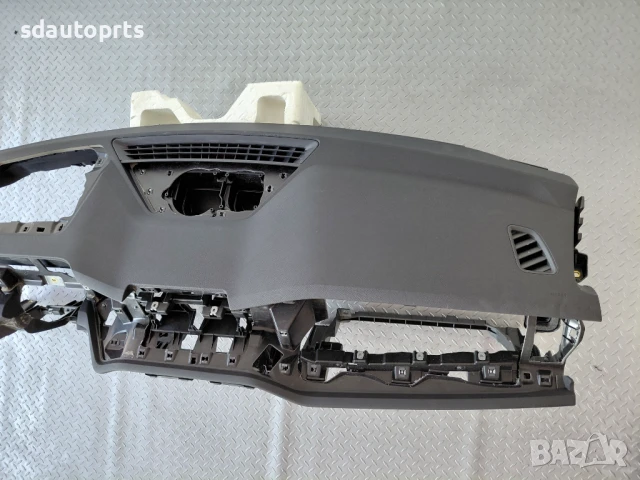 Ново Табло Skoda Kodiaq II Шкода Кодиак Черна Гума Head up, снимка 4 - Части - 51354895