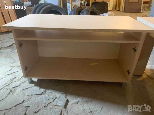 Различни мебели - маса, шкафчета с и без стъкла, снимка 3 - Шкафове - 54229592