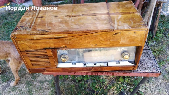 Радио-грамофон, снимка 2 - Грамофони - 51365465