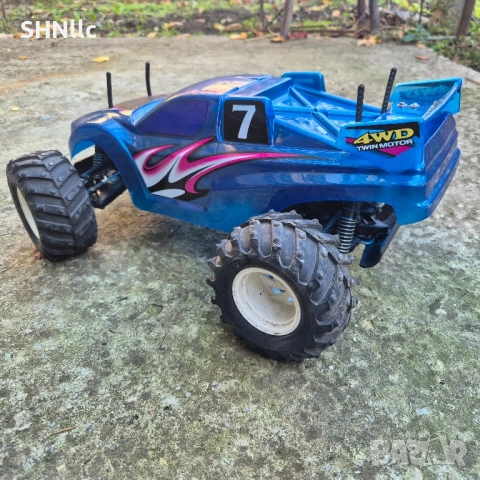 Tamiya Dual Hunter RC Кола 1:10, снимка 4 - Коли, камиони, мотори, писти - 52256455