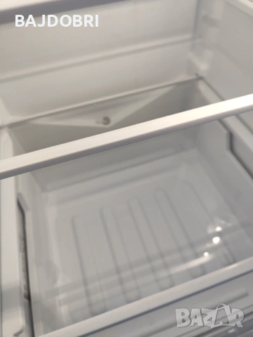 Хладилник Indesit , снимка 6 - Хладилници - 54170700