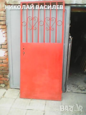  Метална         врата      с     каса     *    90   см   .      х   2   м    ., снимка 3 - Други стоки за дома - 44890726