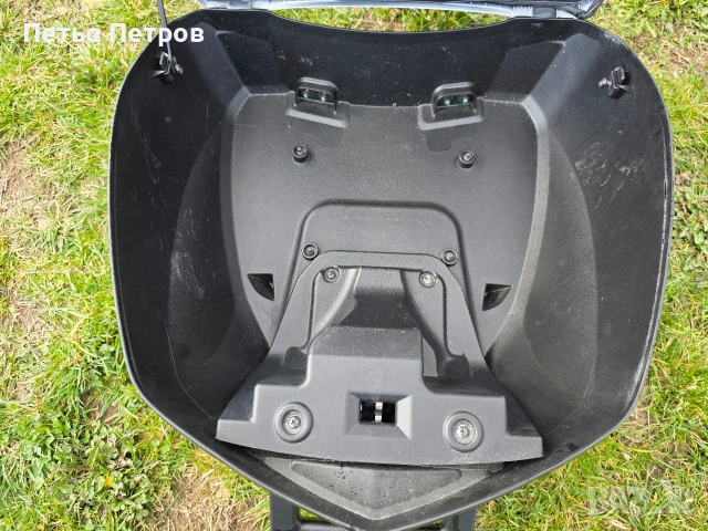 Багажен куфар за мотоциклет Honda Sh, снимка 6 - Части - 54103326