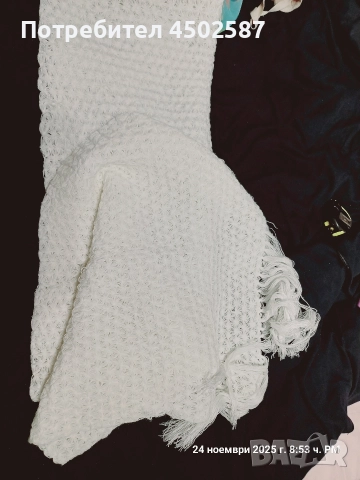 Широк и топъл бял шал, снимка 4 - Шалове - 52681700