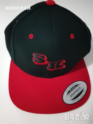 Шапка с козирка SK