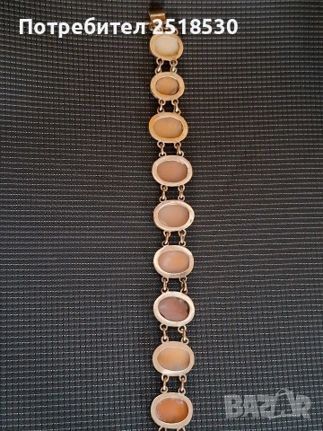 Старинна гривна с камеи, снимка 5 - Антикварни и старинни предмети - 54040846