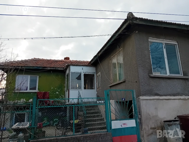 Продавам къща