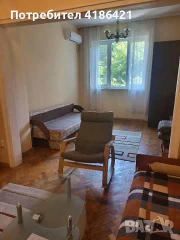 Продавам просторен 2 стаен апартамент в центъра, снимка 2 - Апартаменти - 51648503