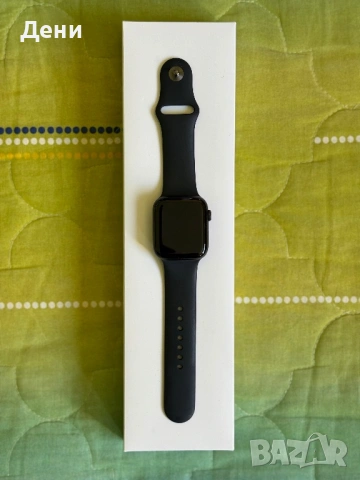 Apple Watch SE + Air Pods 1st Gen, снимка 2 - Безжични слушалки - 53616701