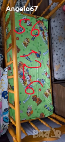 Дървено креватче за бебе с матрак и чаршафи., снимка 4 - Бебешки легла и матраци - 54045421