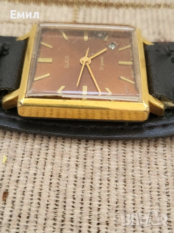 Колекционерски часовник СЛАВА квадрат AU 20, снимка 3 - Колекции - 31451150