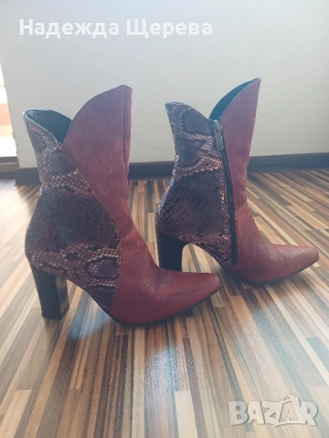 Боти от естествена кожа