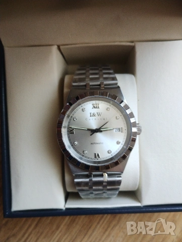 Нов автоматичен часовник"I&W"