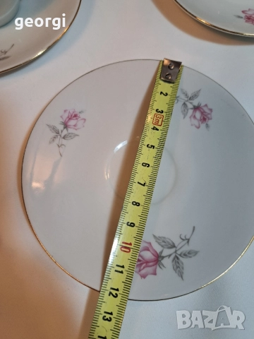 чаша за кафе с чинийка стар български порцелан с рози 28/5, снимка 7 - Чаши - 51970752
