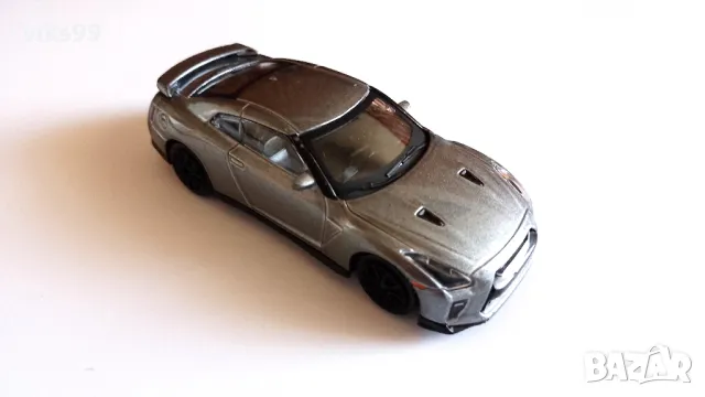 2017 Nissan GT-R GREY Bburago - Мащаб 1:43, снимка 6 - Колекции - 49235061