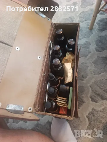 Военна кожена медицинска чанта. ., снимка 4 - Антикварни и старинни предмети - 50382310