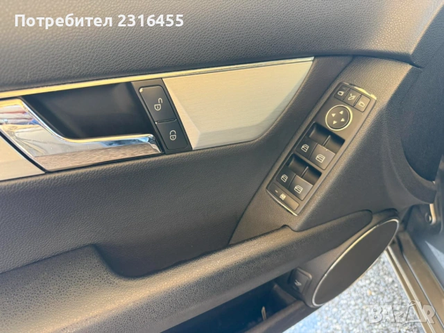 Мерцедес C200, снимка 8 - Автомобили и джипове - 54098294