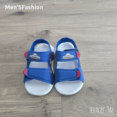 Adidas Marvel - сандали, снимка 2 - Детски сандали и чехли - 51780342