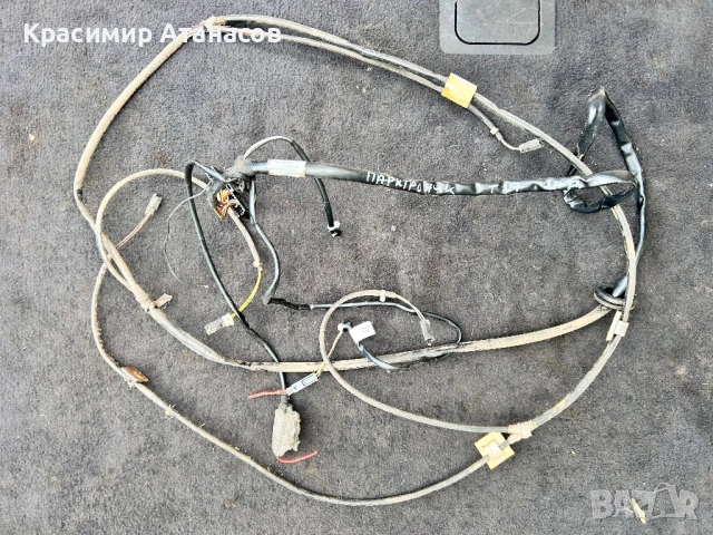 Инсталация парктроник датчик за Тойота Авенсис T27 комби. 2011-2015г