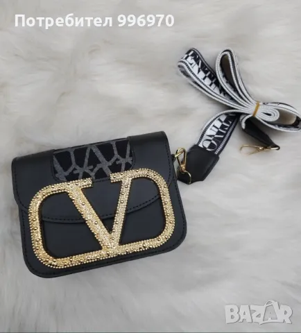 Дамска чанта Valentino, снимка 1 - Чанти - 49151745