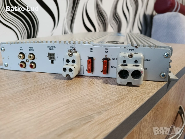 Усилвател Jbl GTS 600, снимка 6 - Ресийвъри, усилватели, смесителни пултове - 53725678