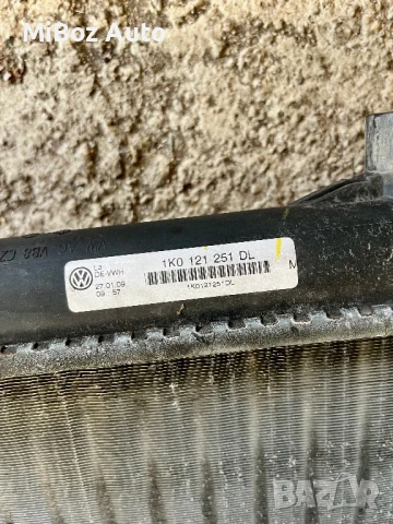 Воден радиатор охлаждане Фолксваген Голф 6 VW Golf, снимка 2 - Части - 51151428