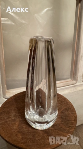 Orrefors Swedenq 1970г –Малка кристална ваза с гравюра., снимка 7 - Вази - 53222185