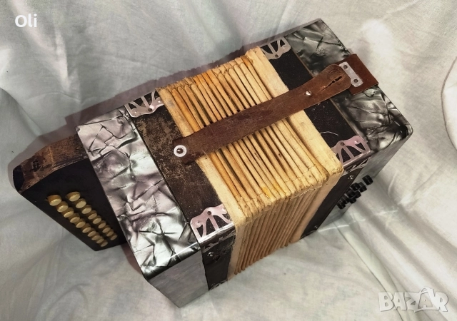 акордеон антика, снимка 3 - Акордеони - 52870479