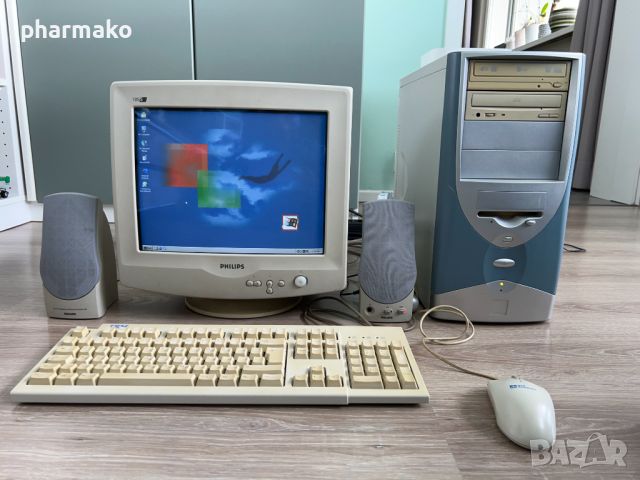 Ретро компютър + монитор + перифериа Windows 2000 Professional, снимка 1