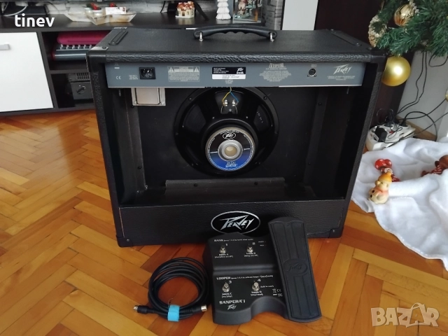 Кубе Peavey Vypyr и педалиера Peavey Sanpera1, снимка 6 - Китари - 52955289