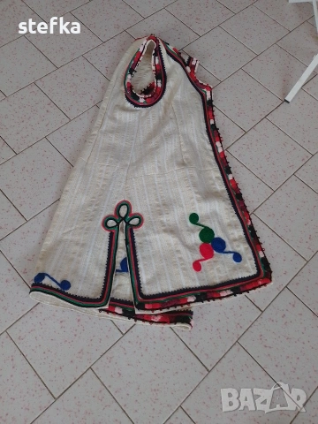 Носия дълъг елек , снимка 4 - Елеци - 53336304