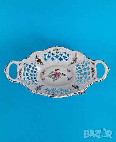 Ажурна фруктиера с релефни цветя - Sandizell, Dresden, 60-те г., снимка 3 - Други - 52991614