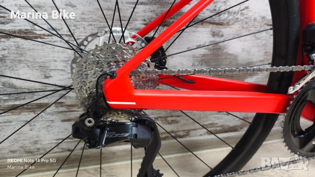 Карбонов шосеен велосипед BMC Teammachine SLR Five Disc 105 Di2 Mavic | 47, снимка 4 - Велосипеди - 52546813