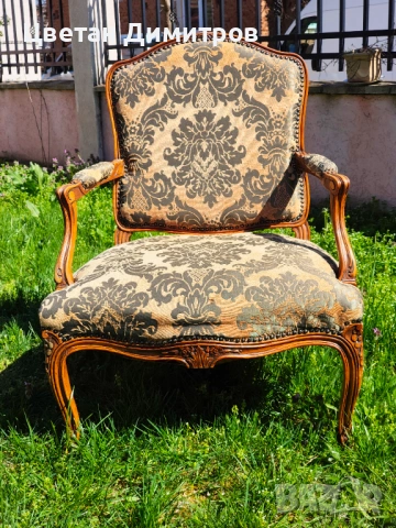 Антикварен резбован фотьойл в стил Луи XV - 19 век, снимка 5 - Дивани и мека мебел - 54135472