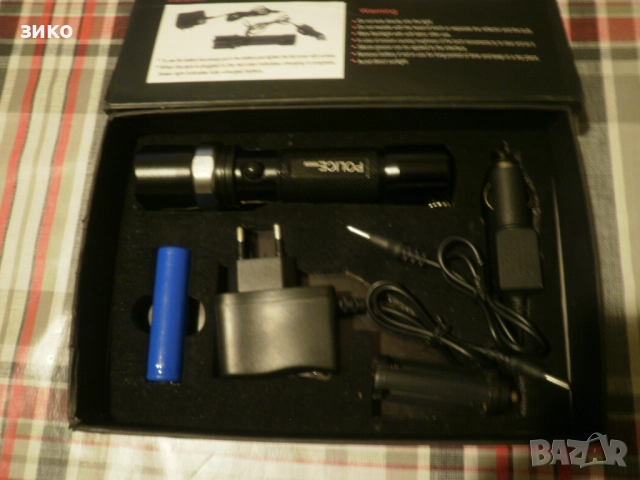 LED фенерче- професионално- зарядни, акумулатори и кутия , снимка 2 - Къмпинг осветление - 52121532