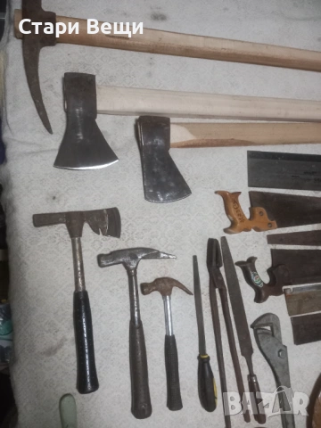 Стари ножове инструменти топори и сатъри, снимка 2 - Ножове - 53057926