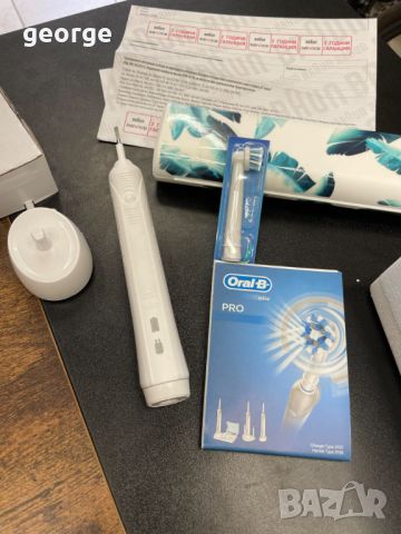 Ел. четка за зъби Oral-B PRO 1 750 Design Edition Sensi Ultrathin, 40000 пулсациимин, снимка 2 - Други - 45639056