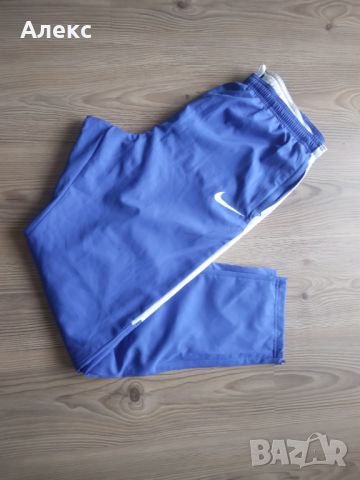 Nike Dri-Fit екип - XL, снимка 2 - Спортни дрехи, екипи - 45943609