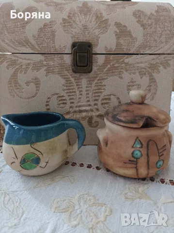 Керамичен комплект от захарница и латиера 