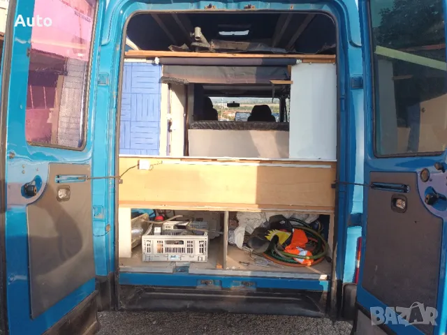 Кемпер Renault Trafic 4x4 , снимка 12 - Каравани и кемпери - 47110597