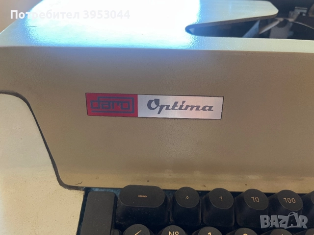 Пишеща машина Оптима, снимка 3 - Антикварни и старинни предмети - 52259371